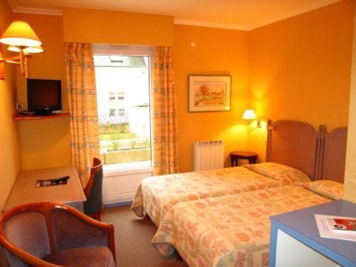 Hotel Sully Nogent-le-Rotrou Szoba fotó