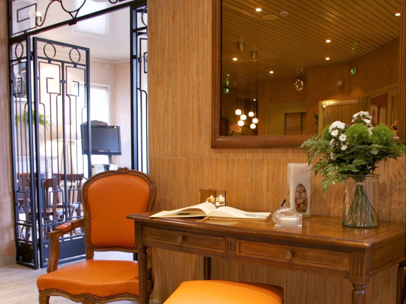 Hotel Sully Nogent-le-Rotrou Kültér fotó